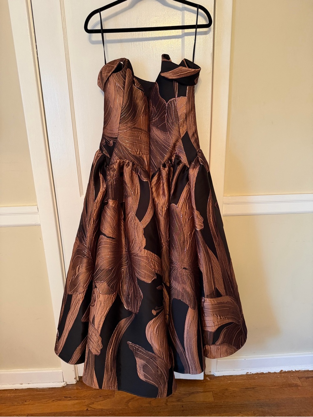 Off-Shoulder Black and Rose Gold Floral Midi Dress - Picture 5 of 8